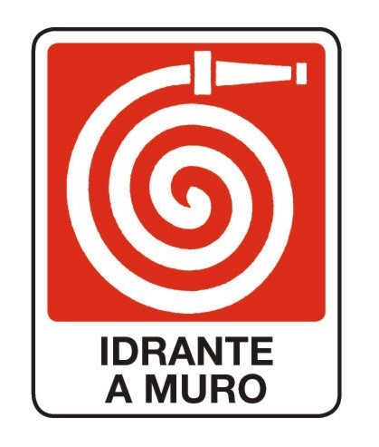 Segnaletica con dicitura: Idrante a muro